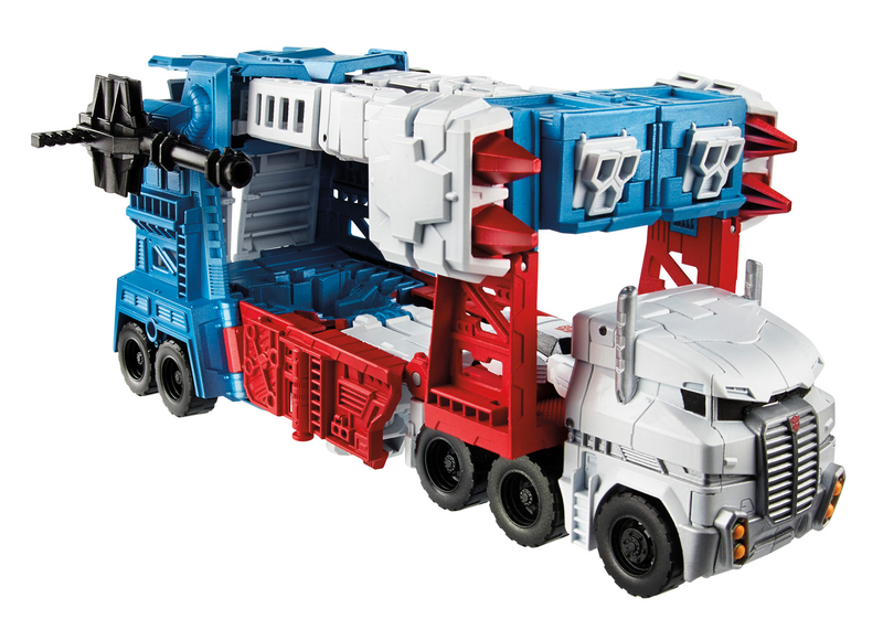 Illustration for article titled Transformer's Most Fearsome Combiner Team Finally Gets Its Due